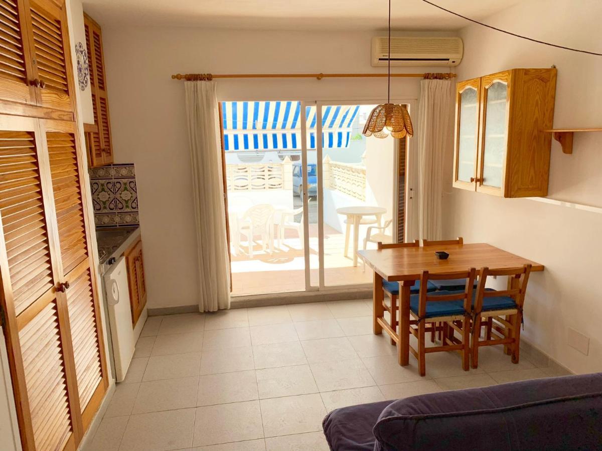 אס פוחולס Apartamentos Pujolet מראה חיצוני תמונה